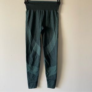 Pink seamless olive green leggings